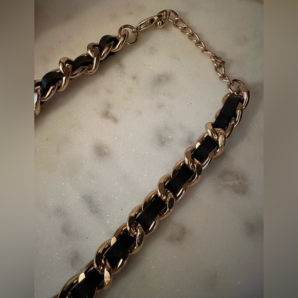 Necklace - Picture 2 of 9